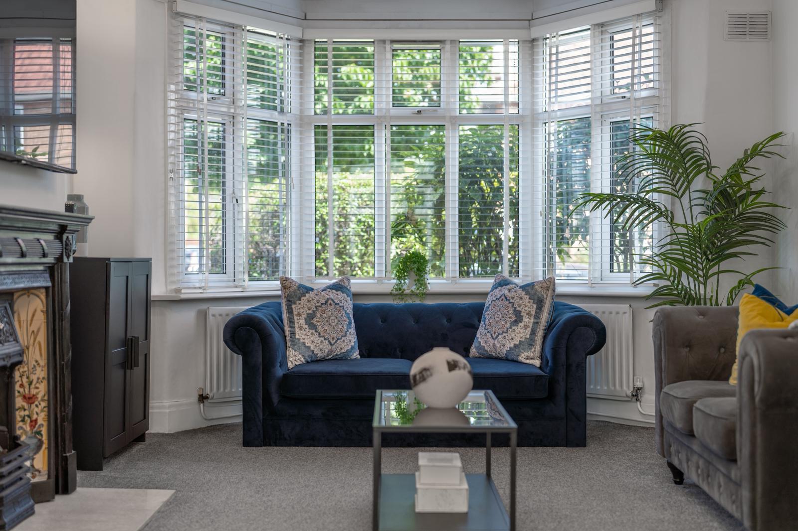 Semi Detached House for sale in Wembley, Elmstead Avenue, Wembley, HA9 8NY, 1202 m²