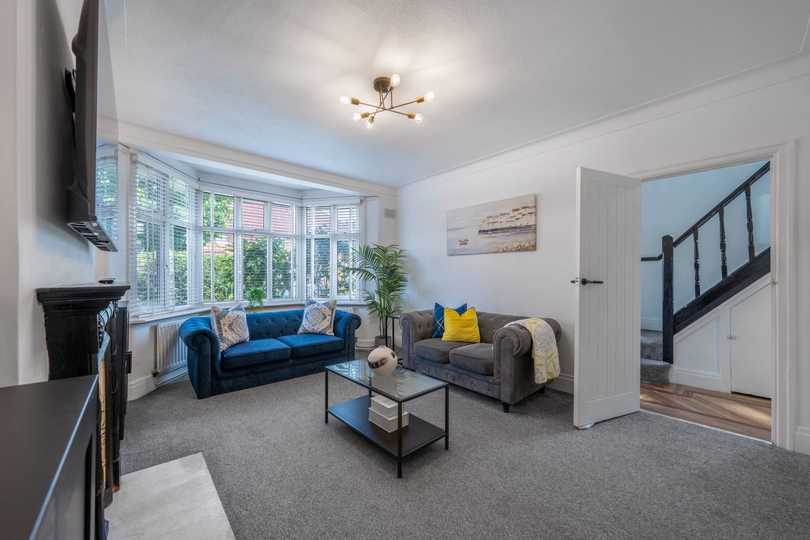 Semi Detached House for sale in Wembley, Elmstead Avenue, Wembley, HA9 8NY, 1202 m²