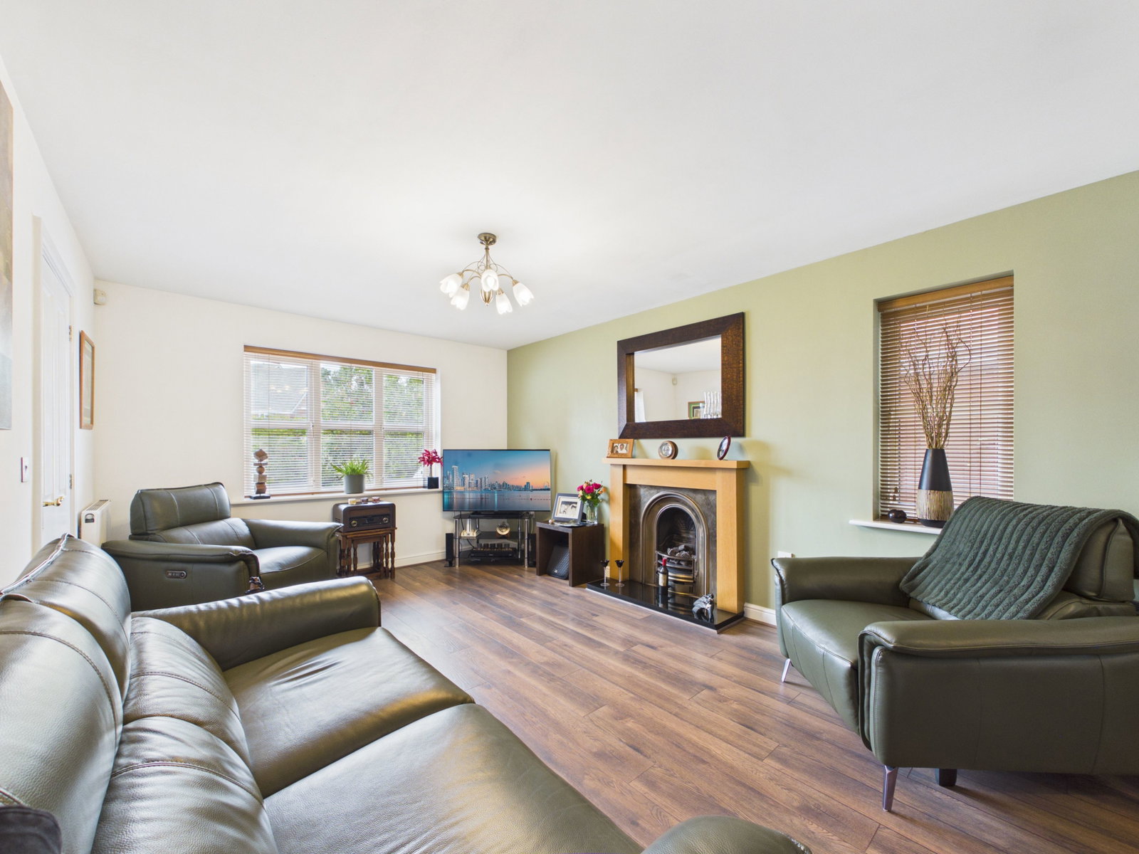 Detached House for sale in Telford, Holborn Crescent, Priorslee, Telford, TF2 9FD