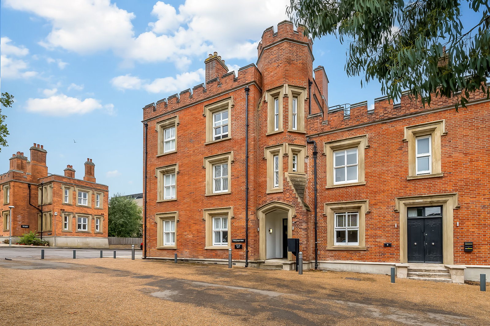 Flat for sale in London, Wellesely Road, Woolwich, SE18 4AX, 545 m²