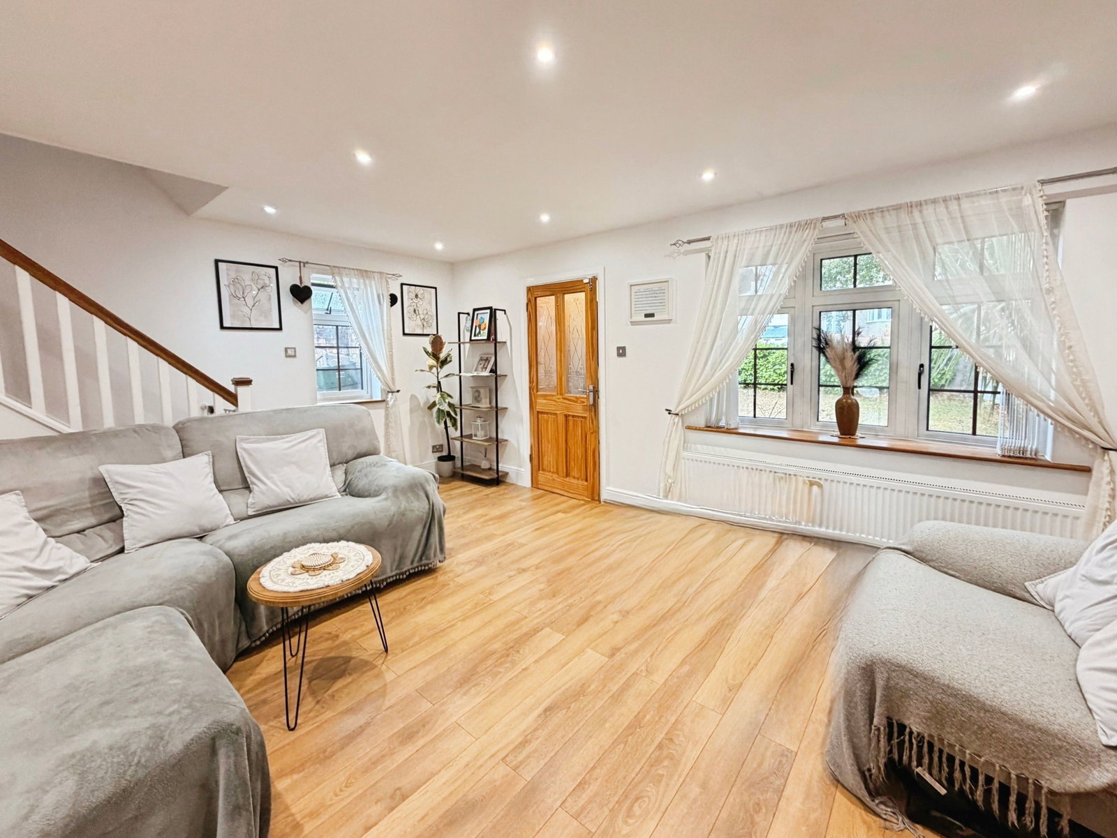 Detached House for sale in Bristol, Sturminster Road, Bristol, BS14, 1020 m²