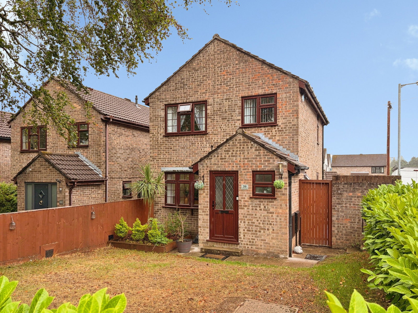 Detached House for sale in Bristol, Sturminster Road, Bristol, BS14, 1020 m²