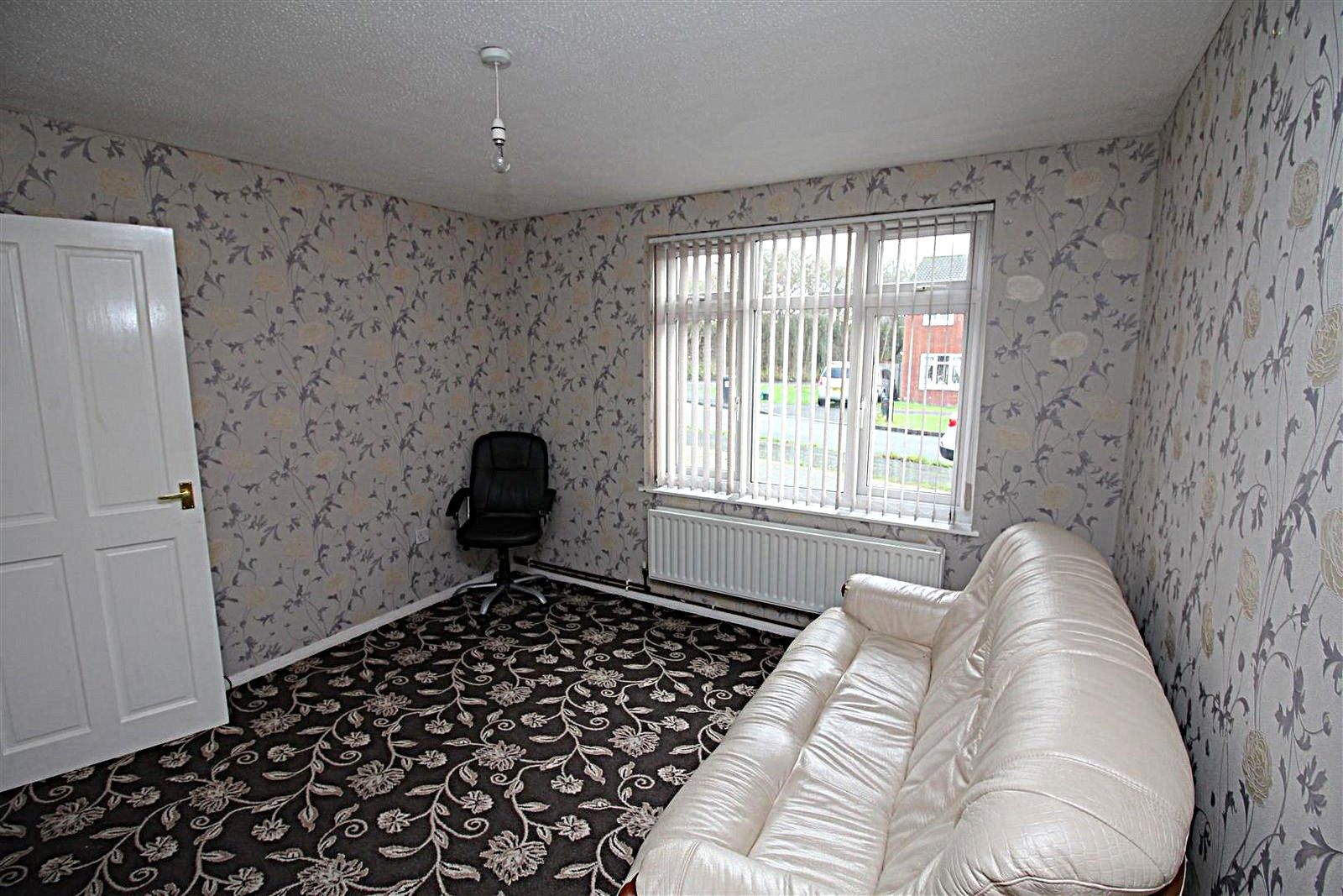 Terraced House in Dudley 3
