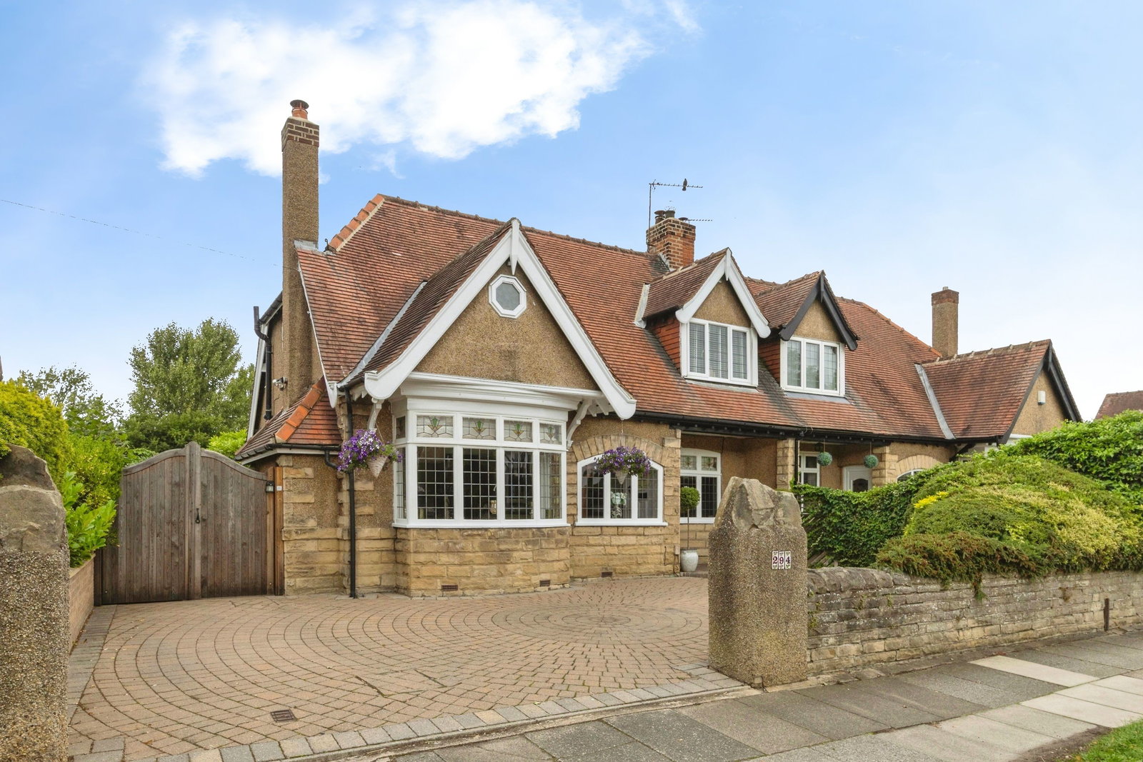 Semi Detached House for sale in Darlington, Coniscliffe Road, Darlington, DL3 8AD