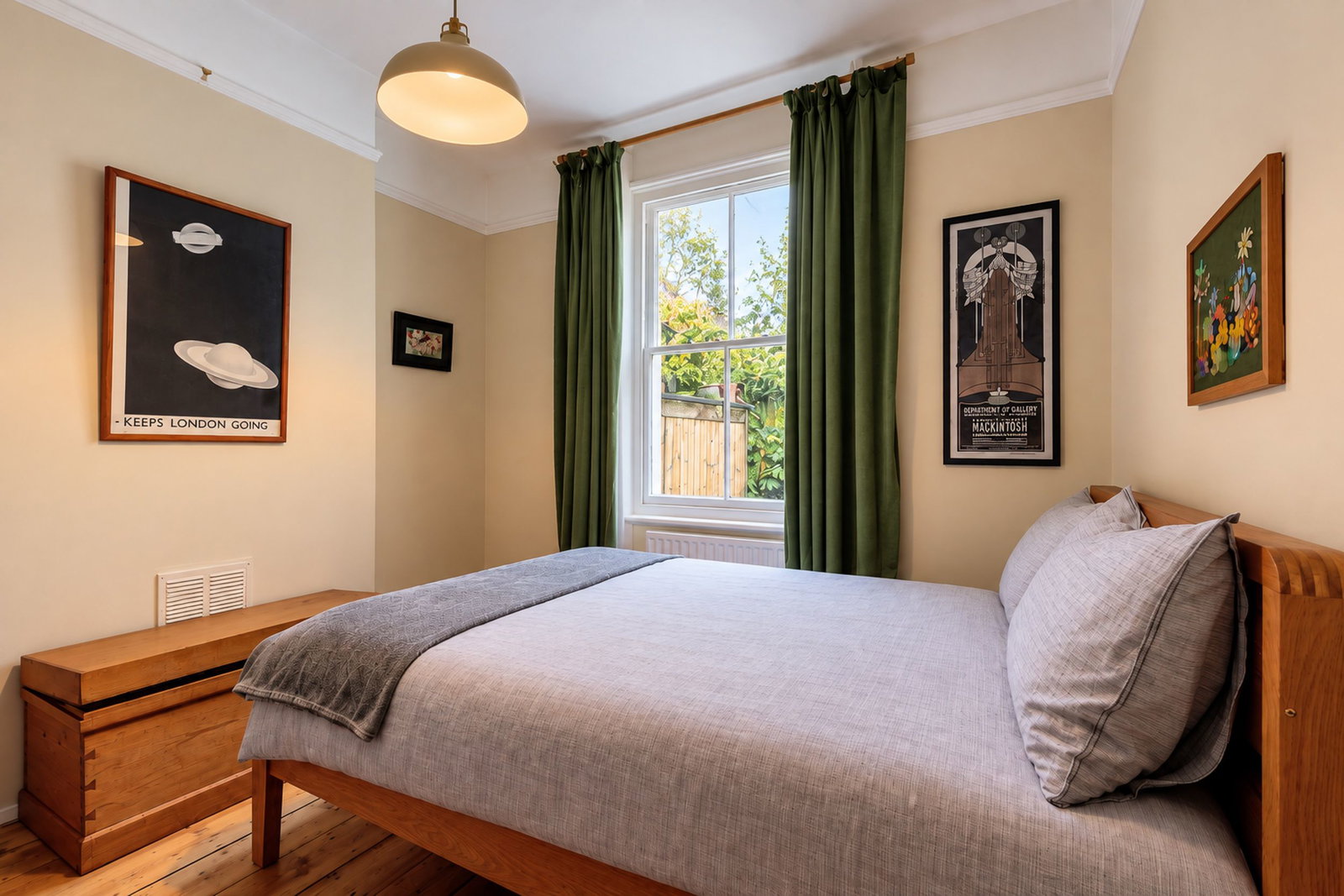 Flat for sale in London, Fransfield Grove, London, SE26