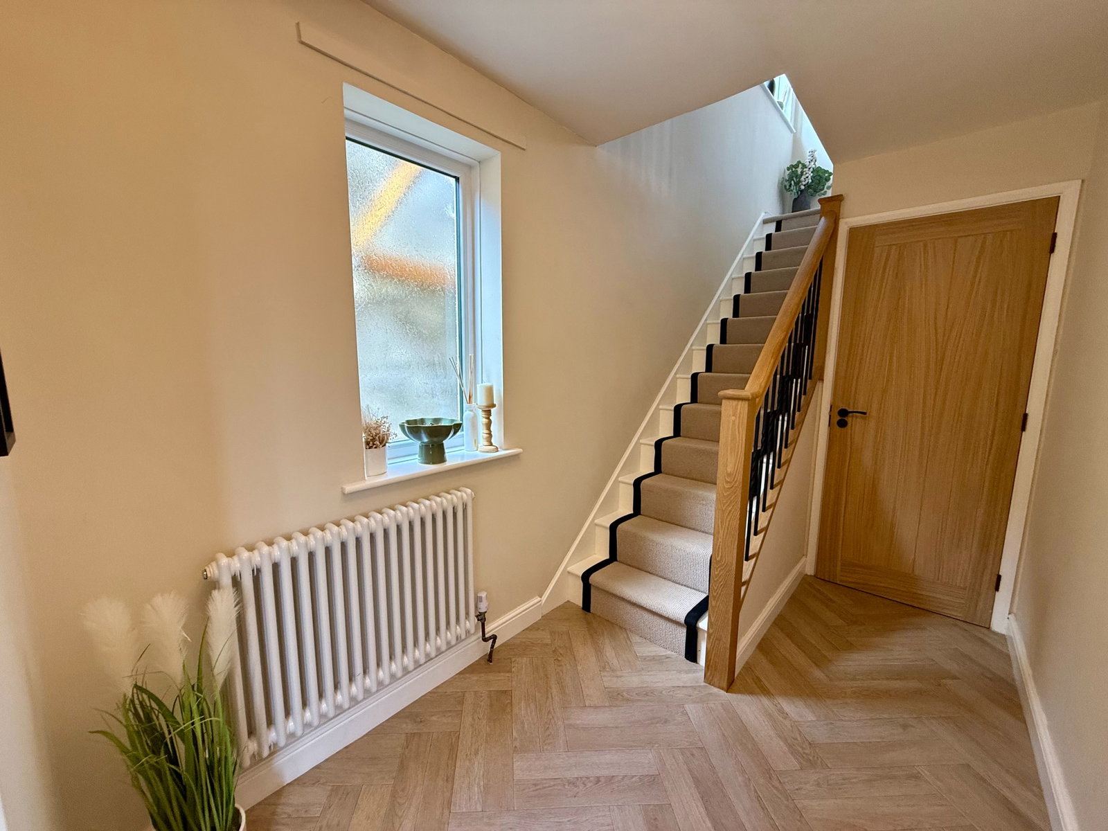 Detached House for sale in Swadlincote, Burton Road, Midway