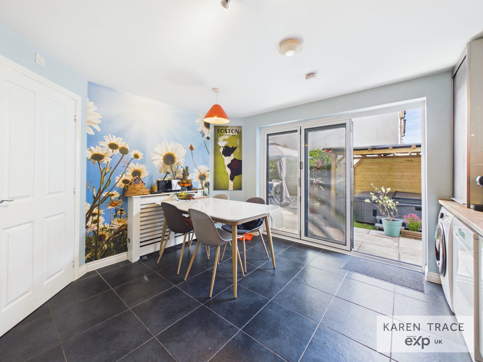 Detached House for sale in St. Austell, Brewery Drive, St Austell, PL25, 1280 m²