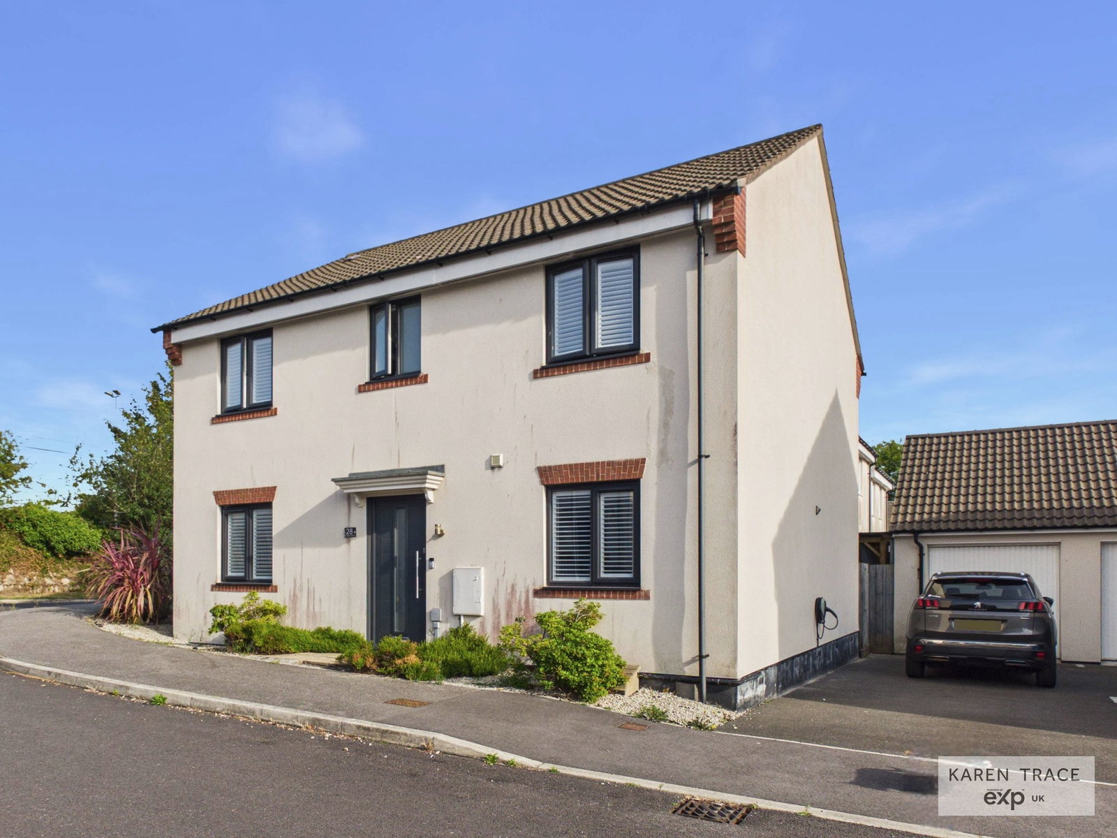 Detached House for sale in St. Austell, Brewery Drive, St Austell, PL25, 1280 m²