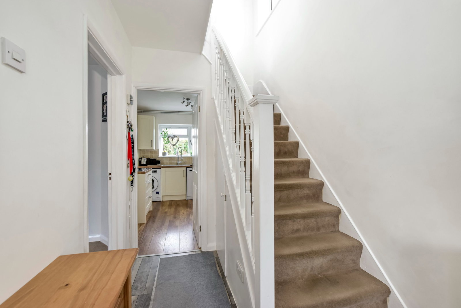 Semi Detached House for sale in Watford, Orbital Crescent, Watford, WD25 0HA, 954 m²