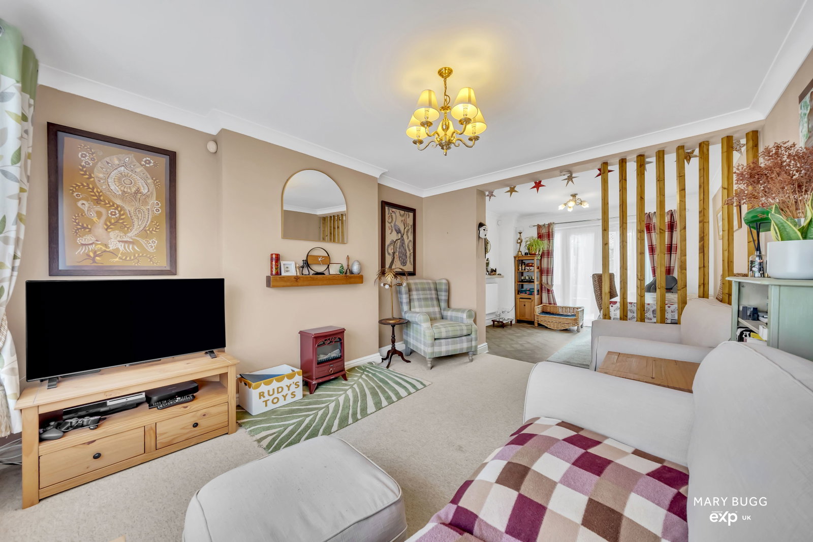 Terraced House for sale in Chelmsford, Pryors Road, Galleywood, Chelmsford, CM2 8SA