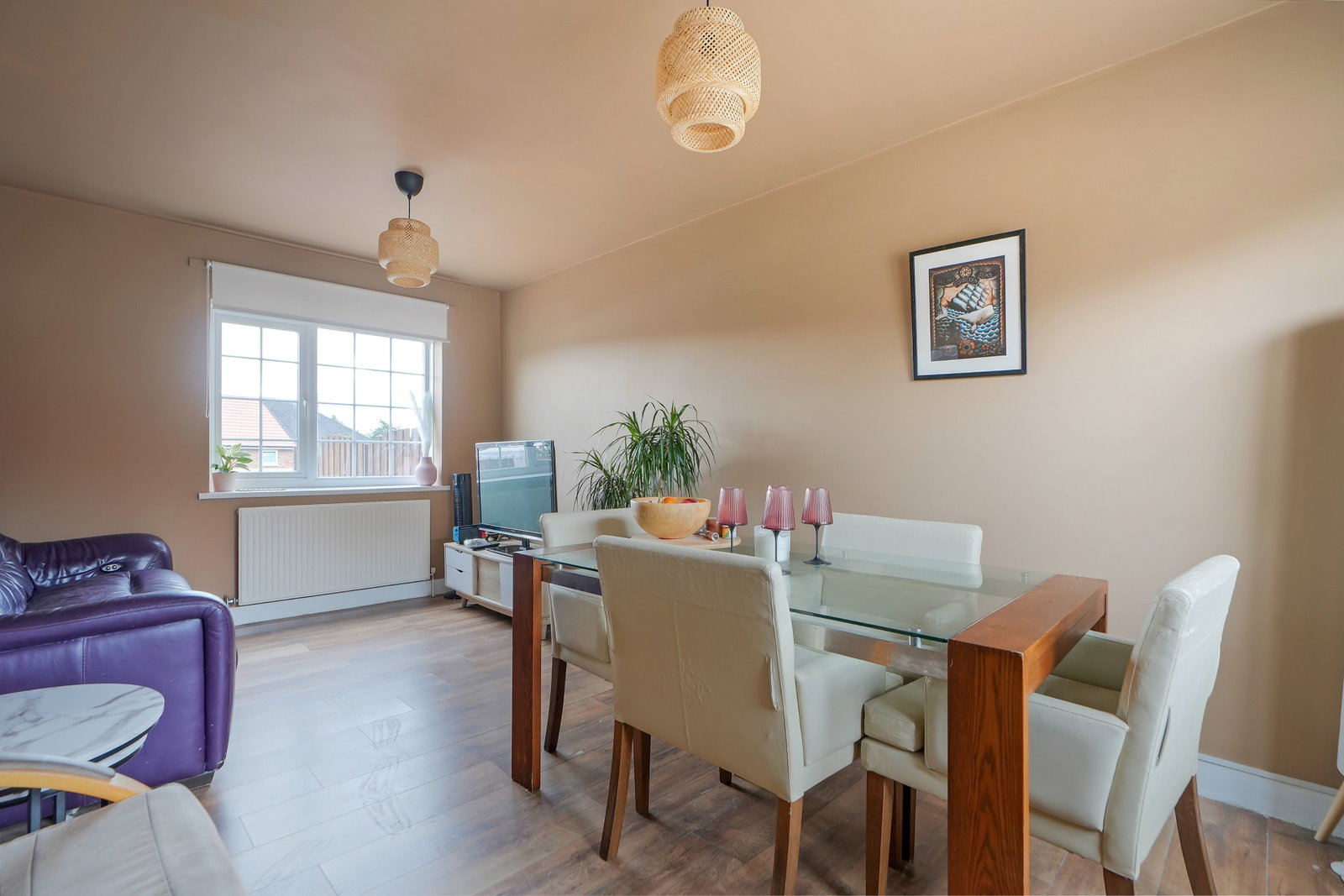 Semi Detached House for sale in Sheffield, Glenholme Drive, S13, 871 m²