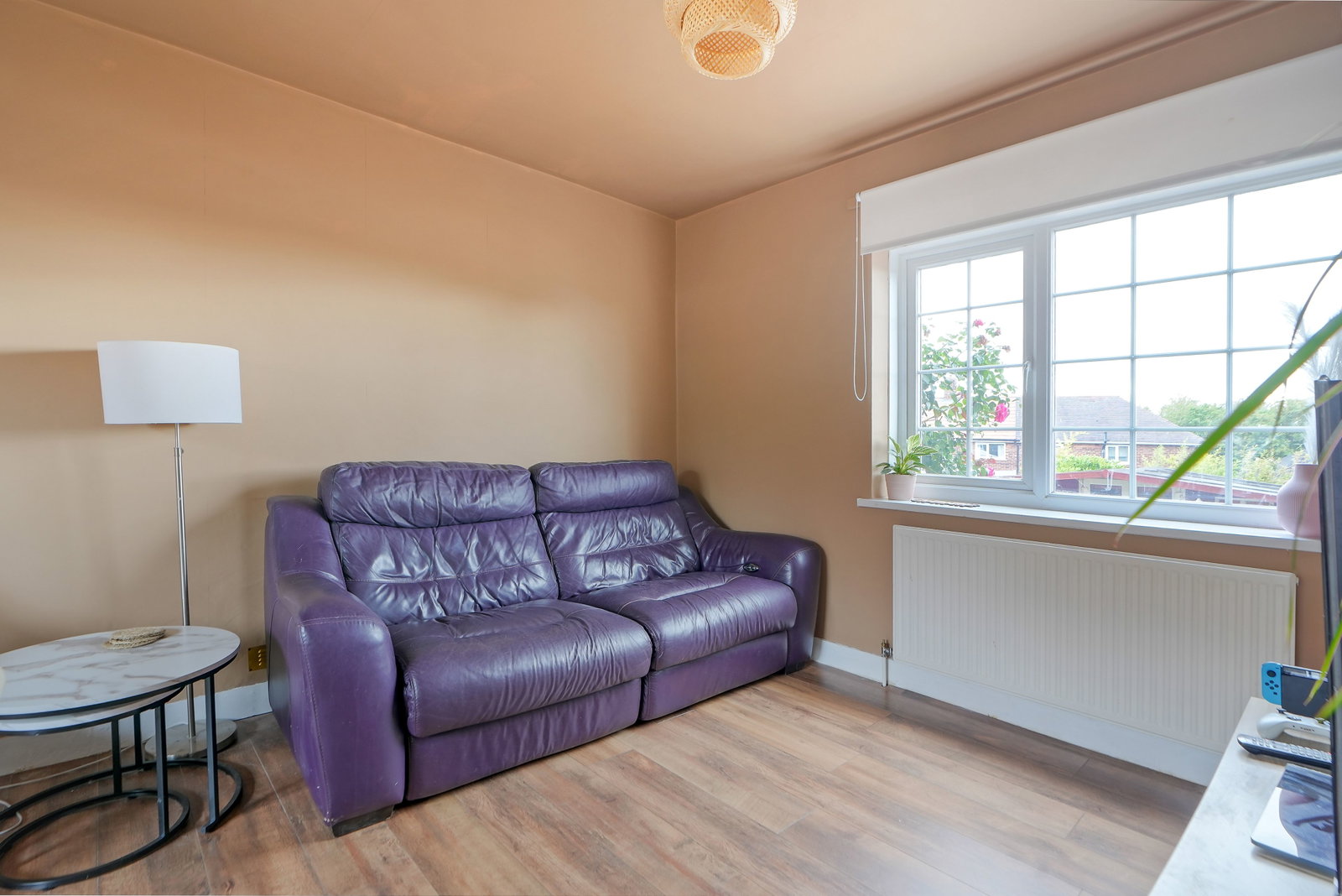 Semi Detached House for sale in Sheffield, Glenholme Drive, S13, 871 m²