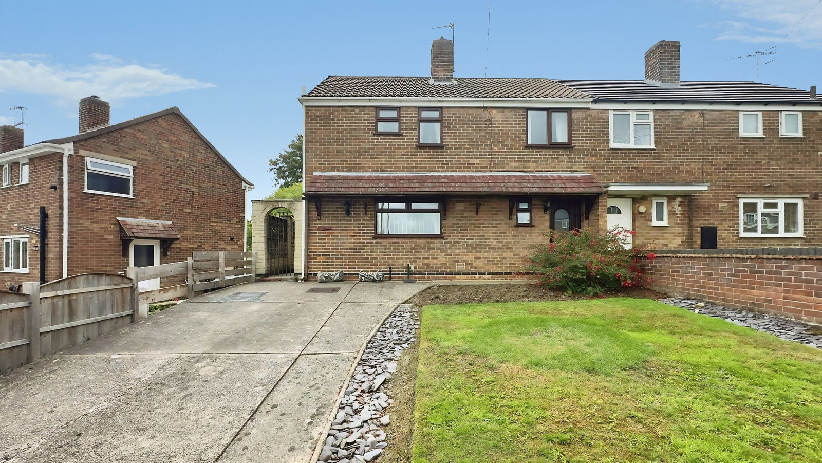 Semi Detached House for sale in Ilkeston, Ladywood Road, Ilkeston, DE7 4NS