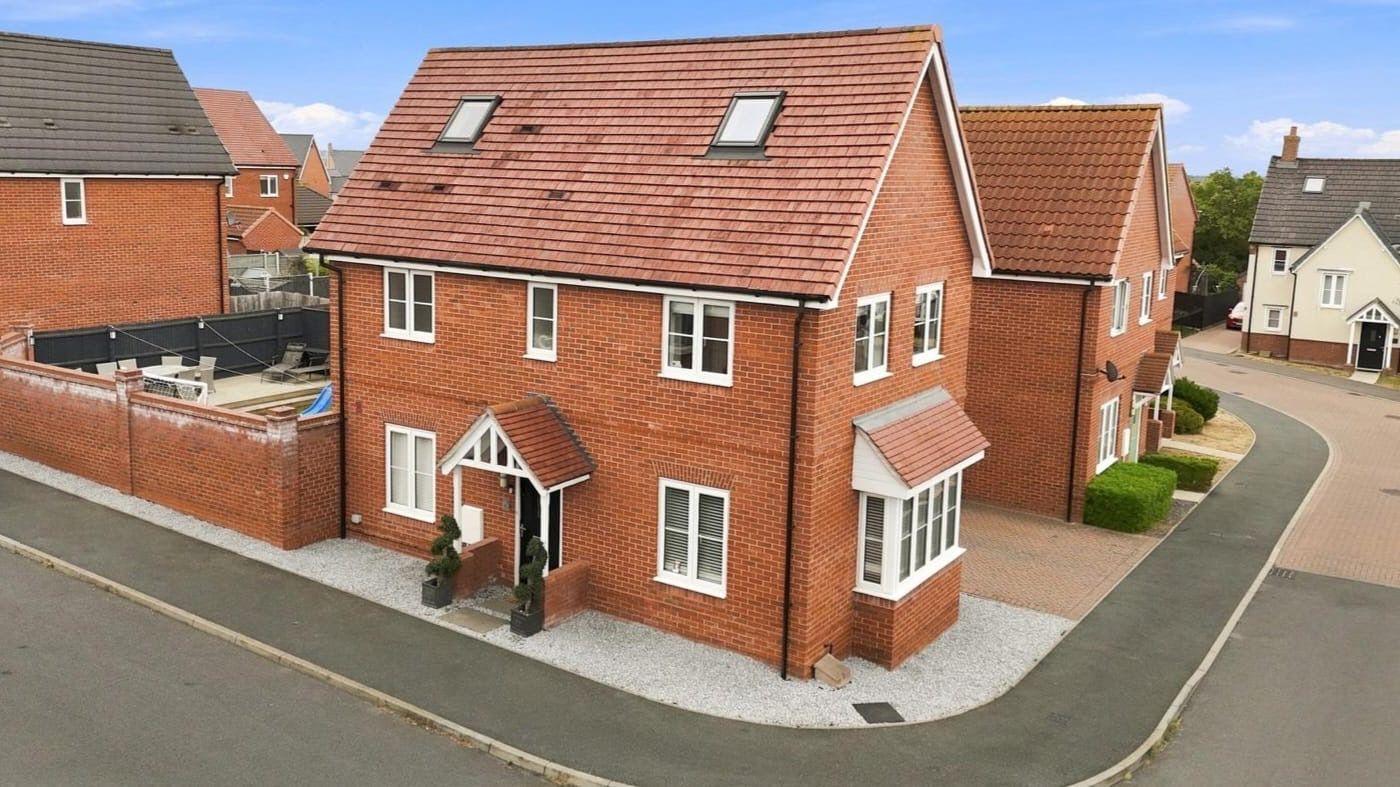Detached House in Basildon