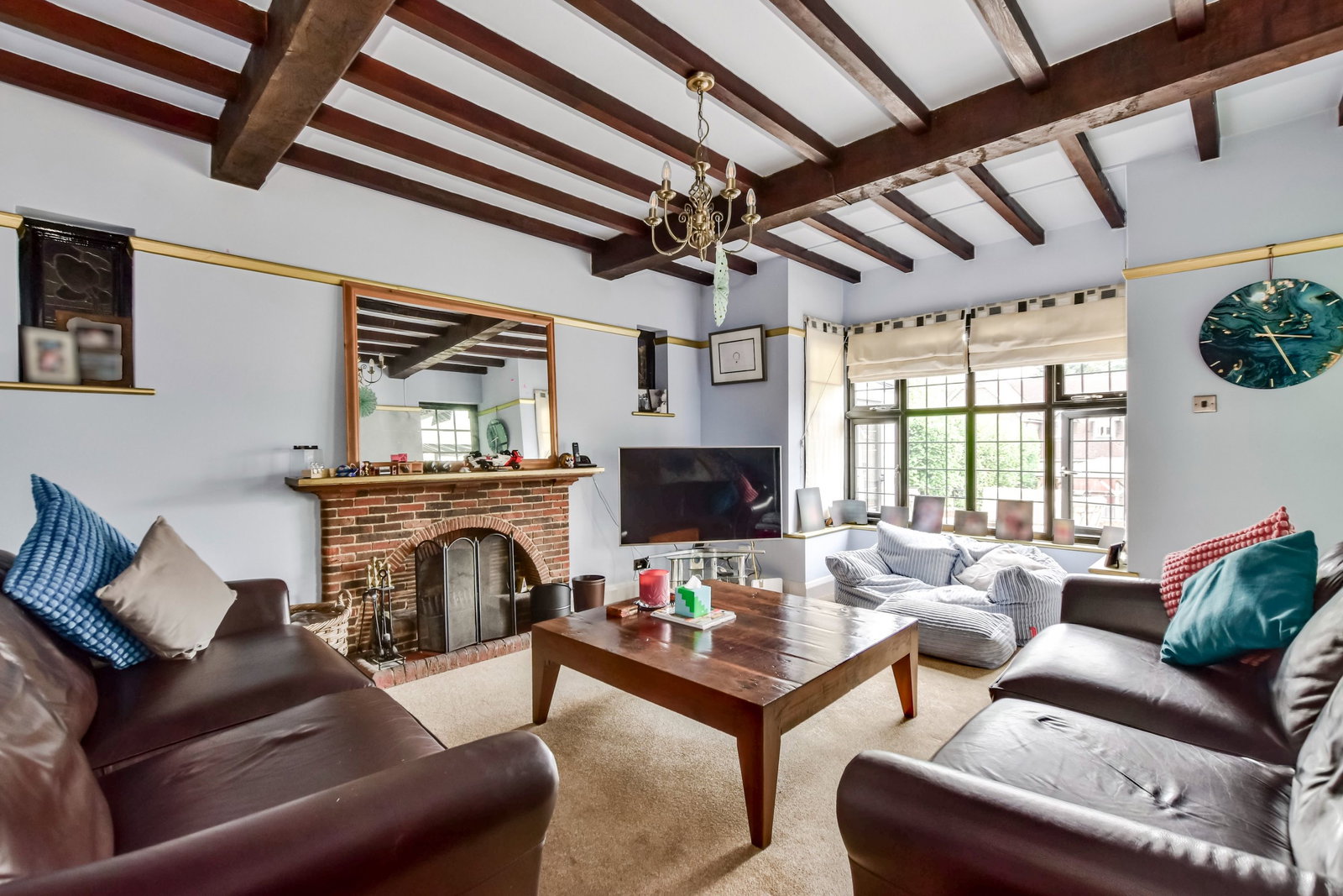 Detached House in Kings Langley 3