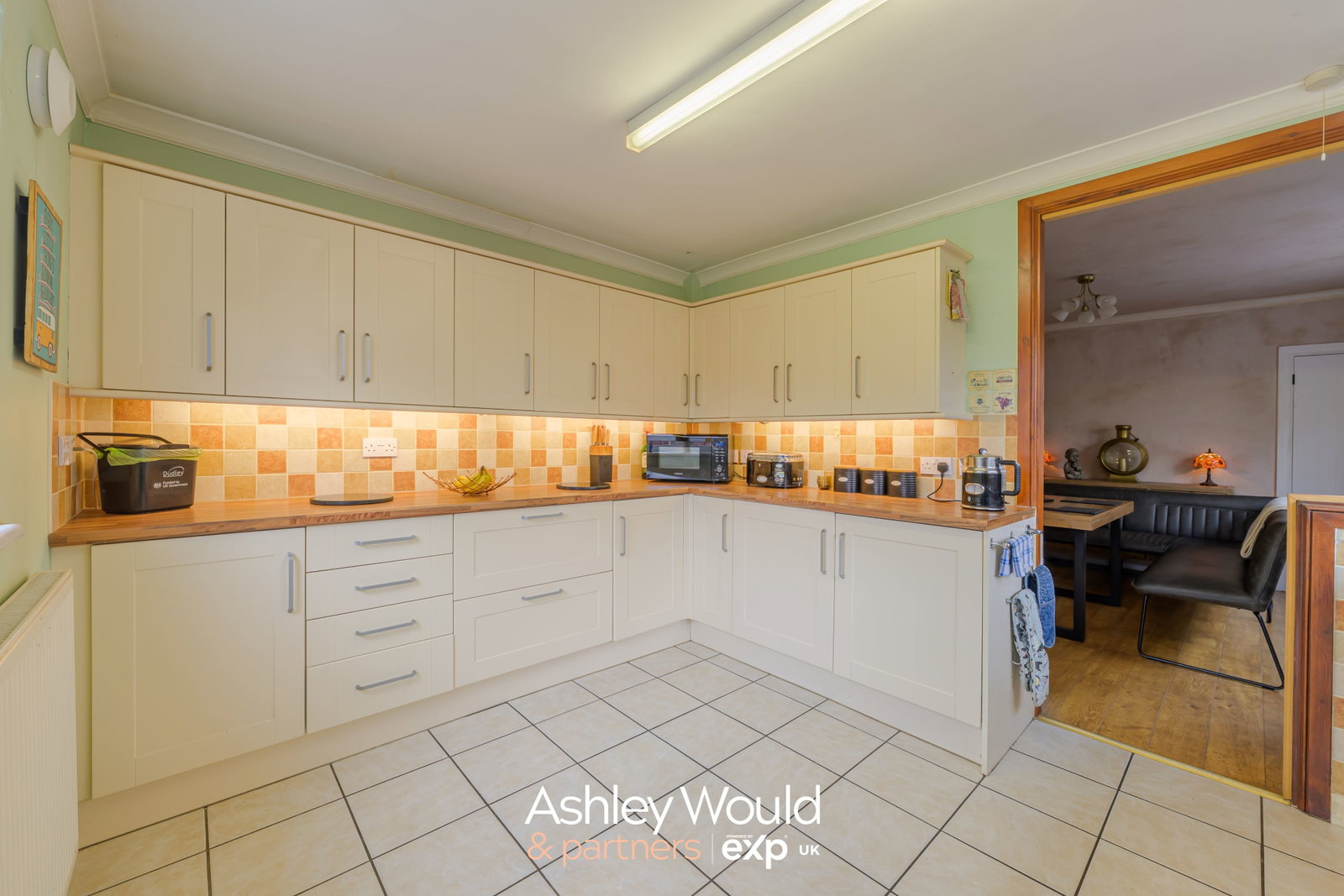 Semi Detached House for sale in Stourbridge, Oak Park Road, Stourbridge, DY8 5YJ