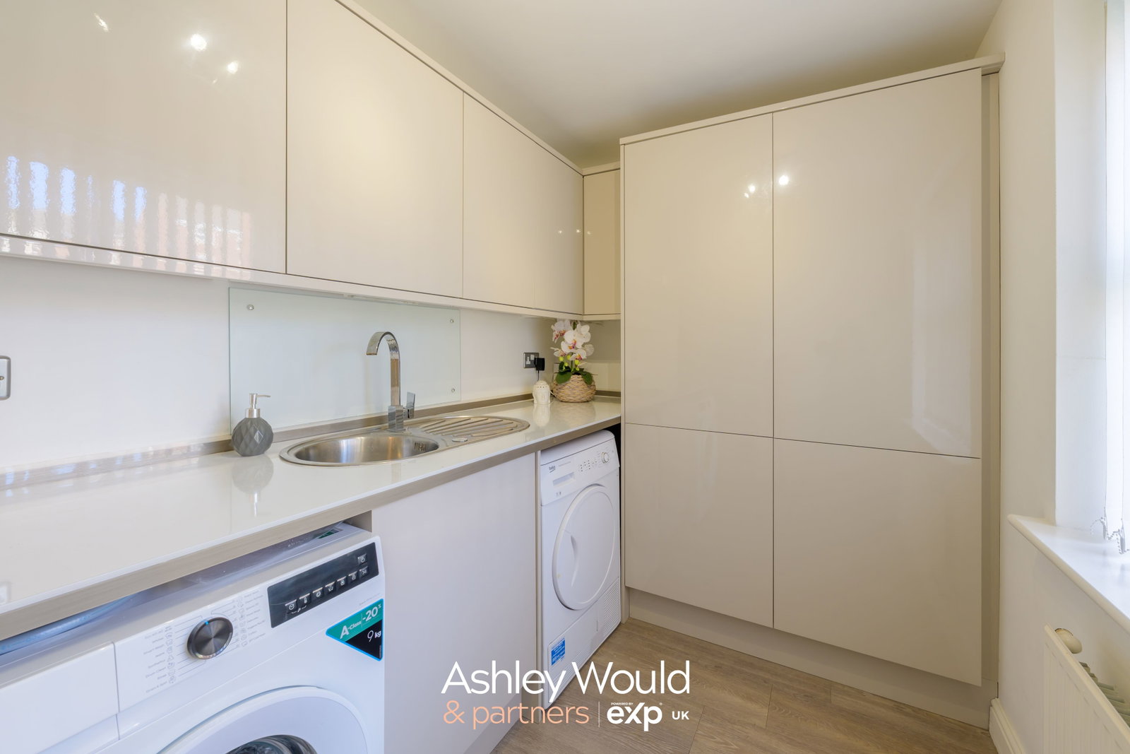 Detached House for sale in Rowley Regis, Conway Drive, Rowley Regis, B65