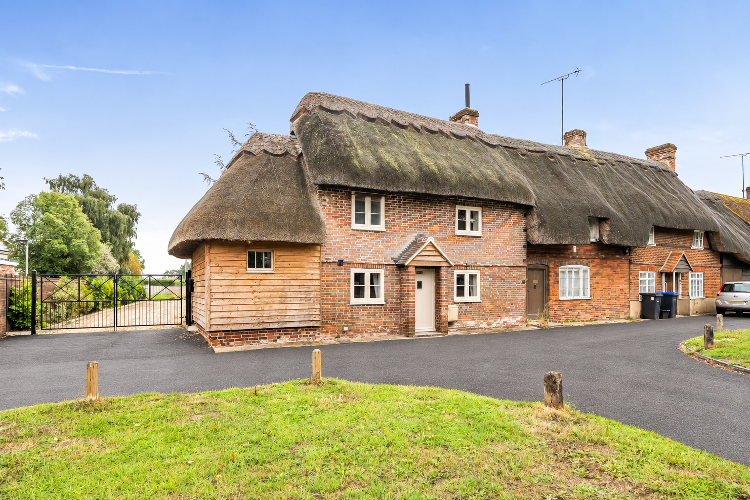 End Of Terrace House for sale in Salisbury, The Borough, Downton, Salisbury, SP5