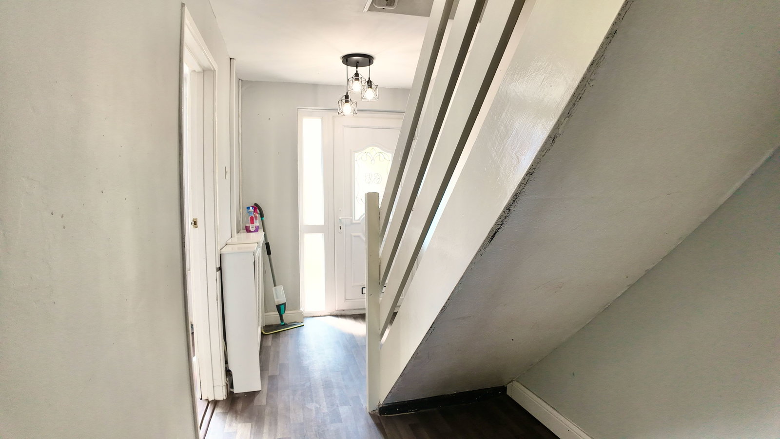 Terraced House in Blackwood 5