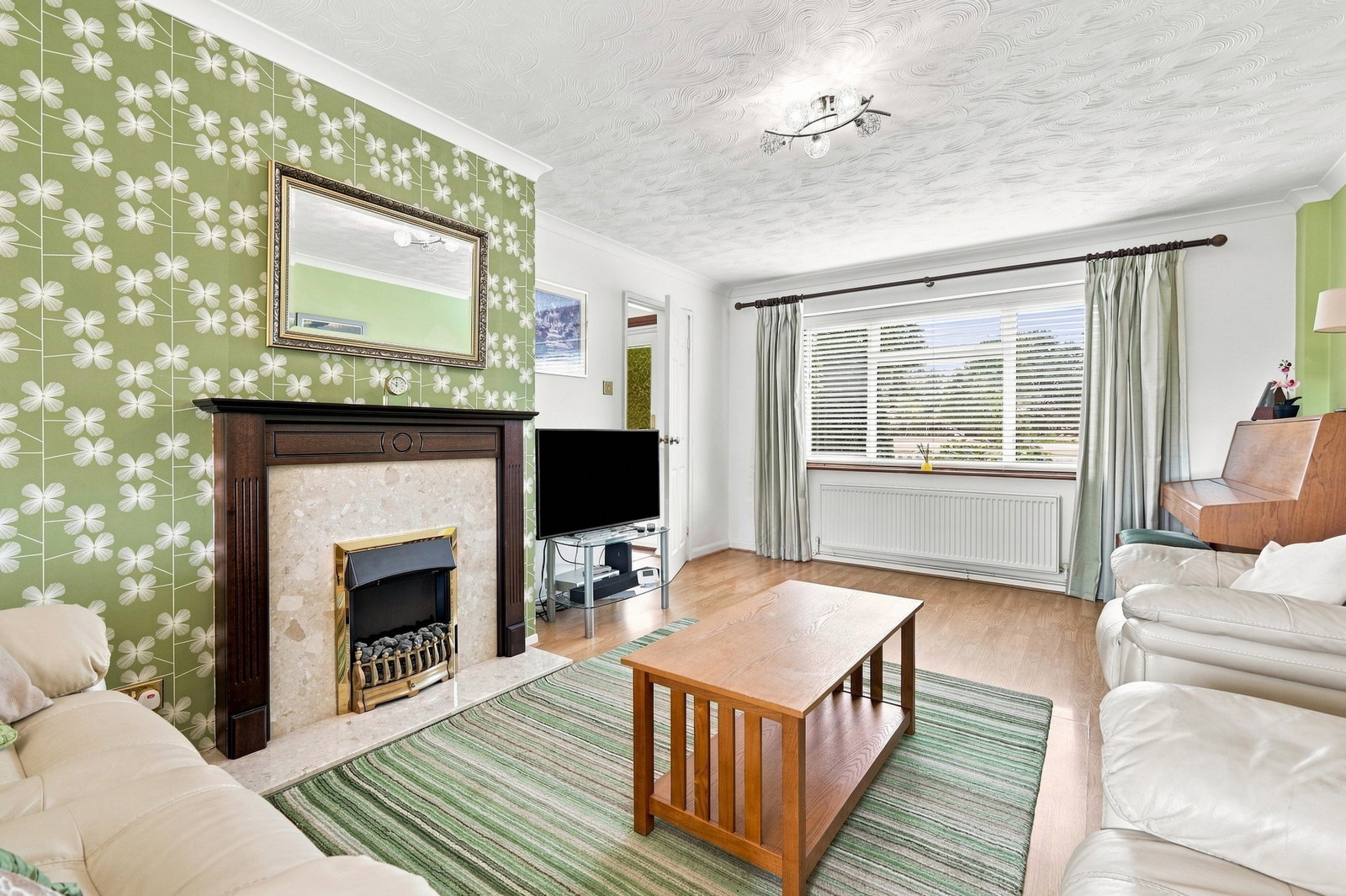 Terraced House for sale in Basildon, East Thorpe, Basildon, SS14