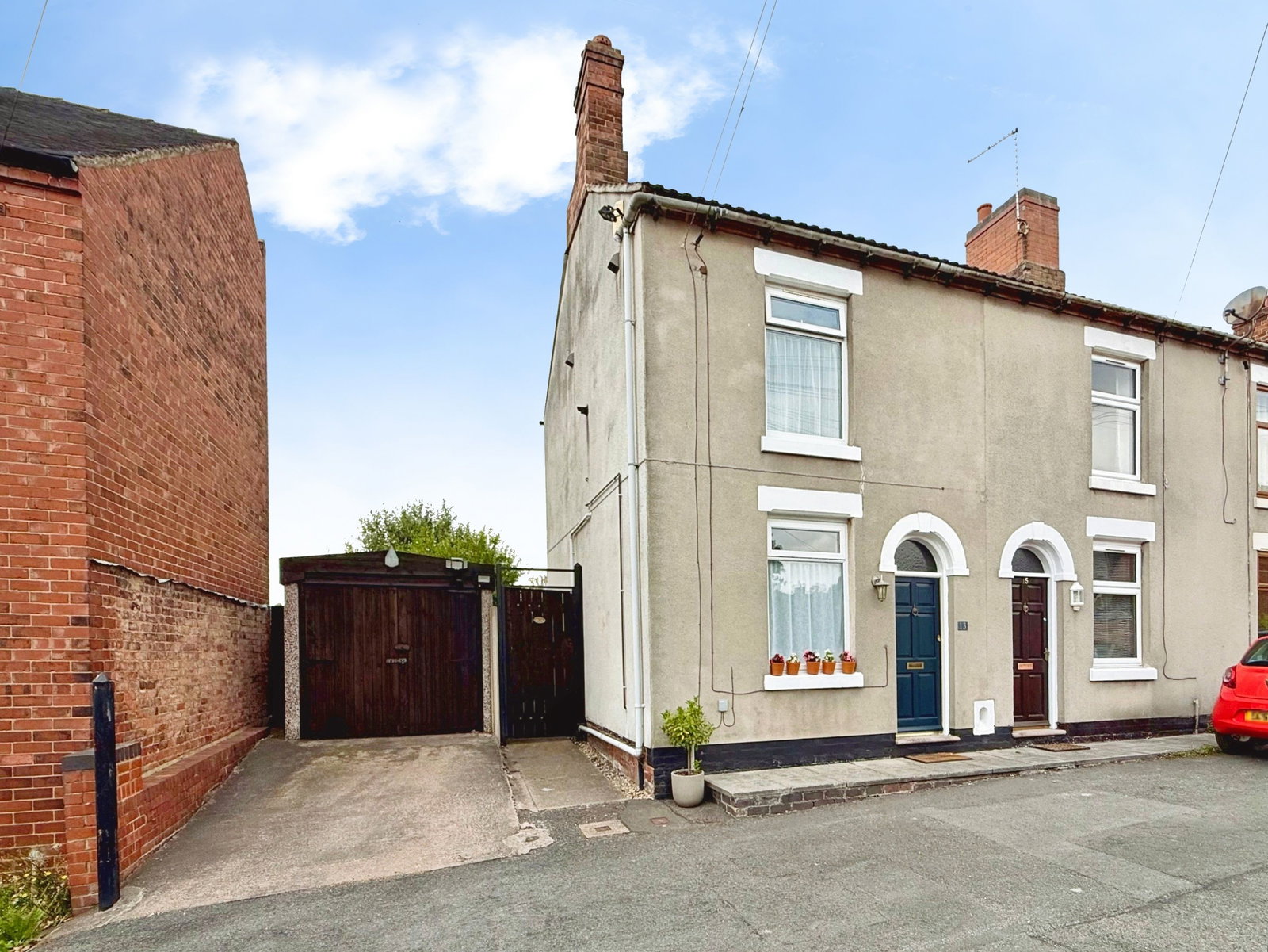 End Of Terrace House for sale in Swadlincote, Rose Tree Lane, Newhall