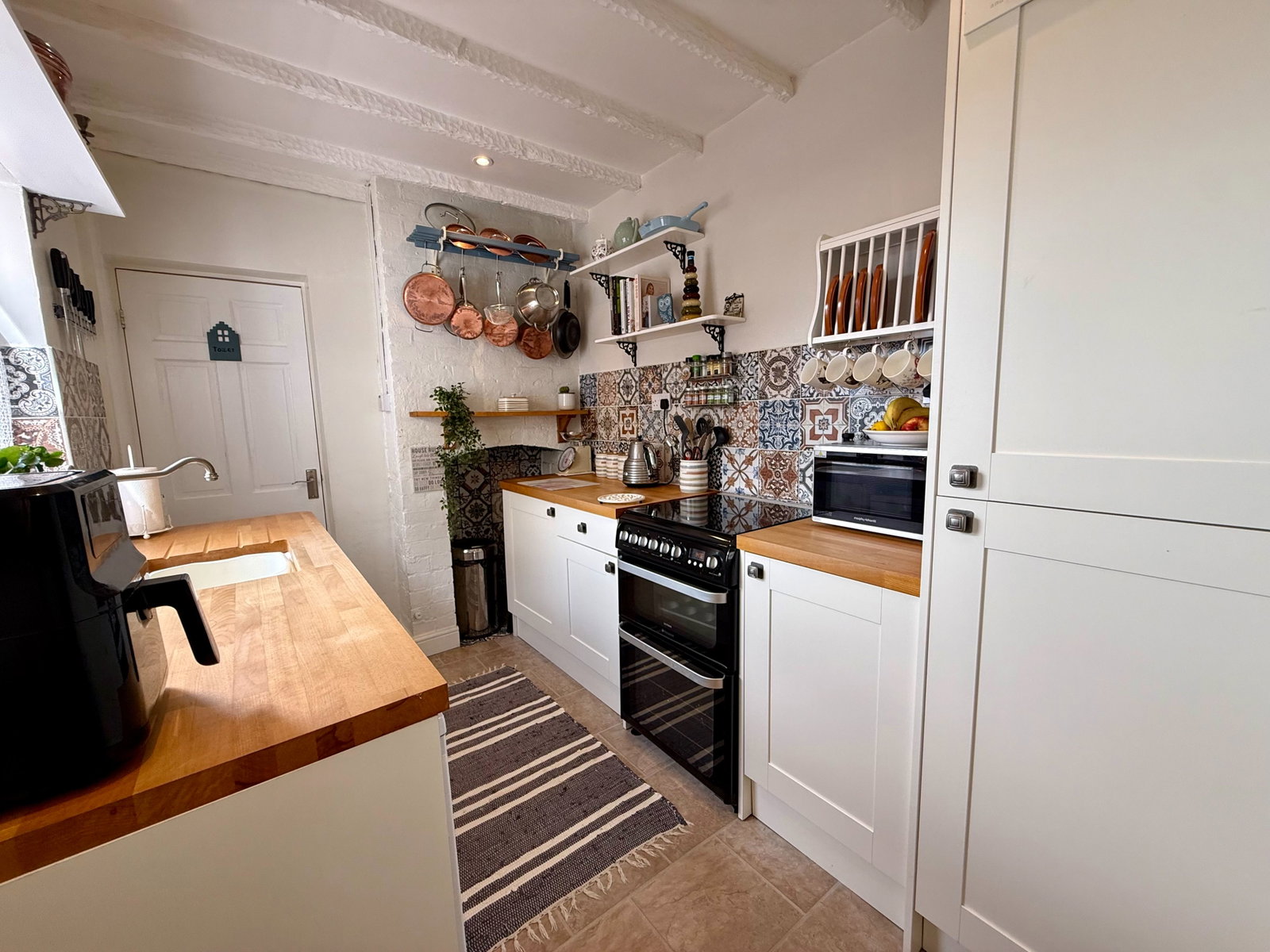 End Of Terrace House for sale in Swadlincote, Rose Tree Lane, Newhall