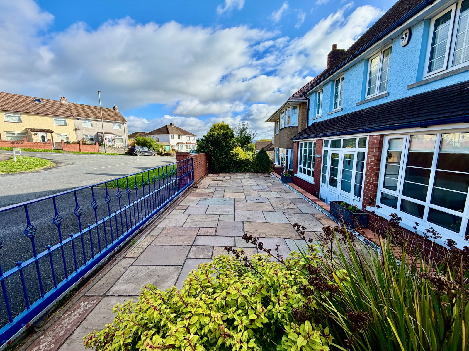 Detached House for sale in Blackwood, Highfield Road, Pontllanfraith, Blackwood, NP12 2EA