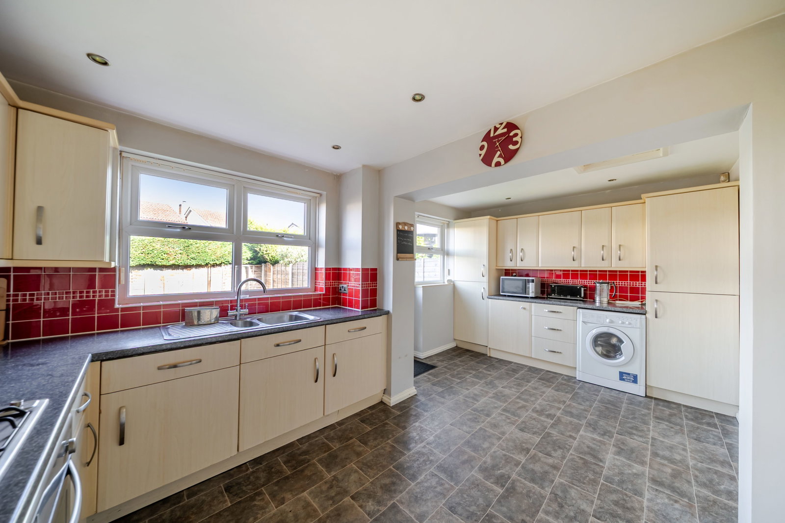 Link Detached House for sale in York, Battleflats Way, Stamford Bridge, York, YO41 1JN, 934 m²