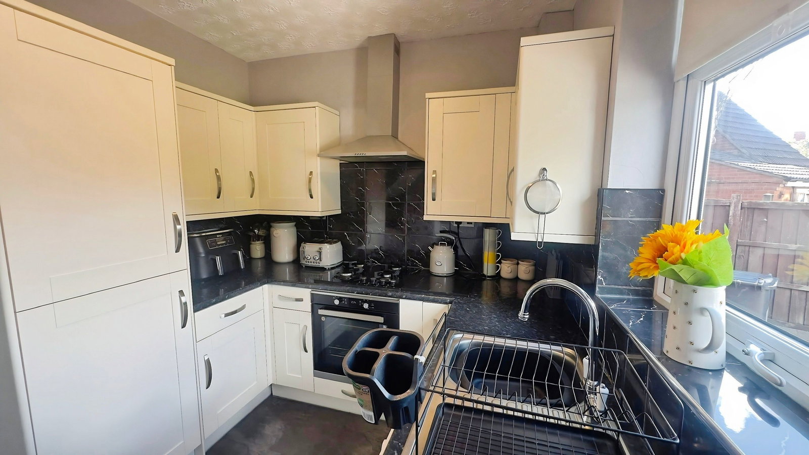 Semi Detached House for sale in Ilkeston, Greenwood Avenue, Ilkeston, DE7 5PL