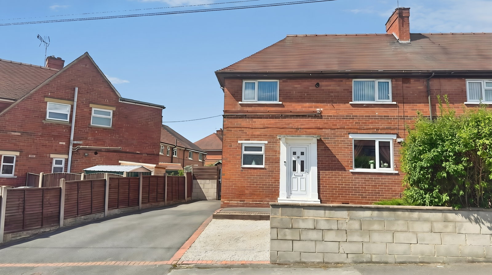 Semi Detached House for sale in Ilkeston, Greenwood Avenue, Ilkeston, DE7 5PL