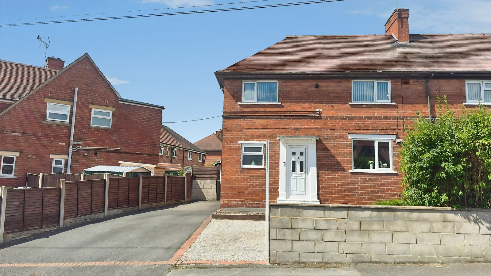 Semi Detached House for sale in Ilkeston, Greenwood Avenue, Ilkeston, DE7 5PL