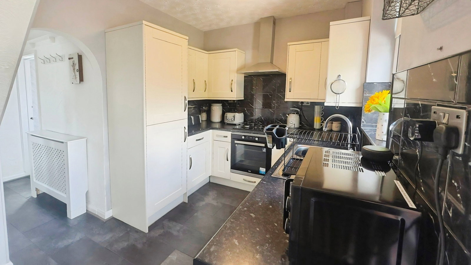Semi Detached House for sale in Ilkeston, Greenwood Avenue, Ilkeston, DE7 5PL