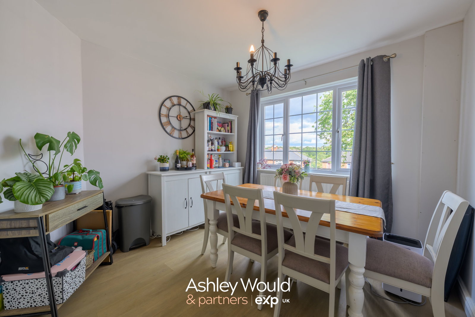 Semi Detached House for sale in Halesowen, Colman Hill Avenue, Halesowen, B63 2BA