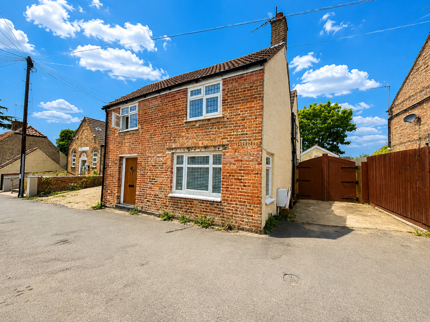 Detached House in Peterborough