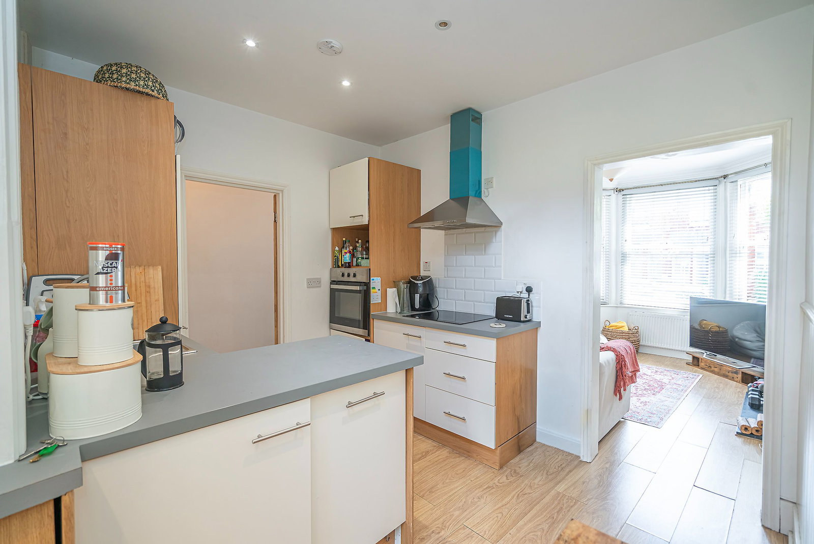 Flat for sale in London, South View Road, N8