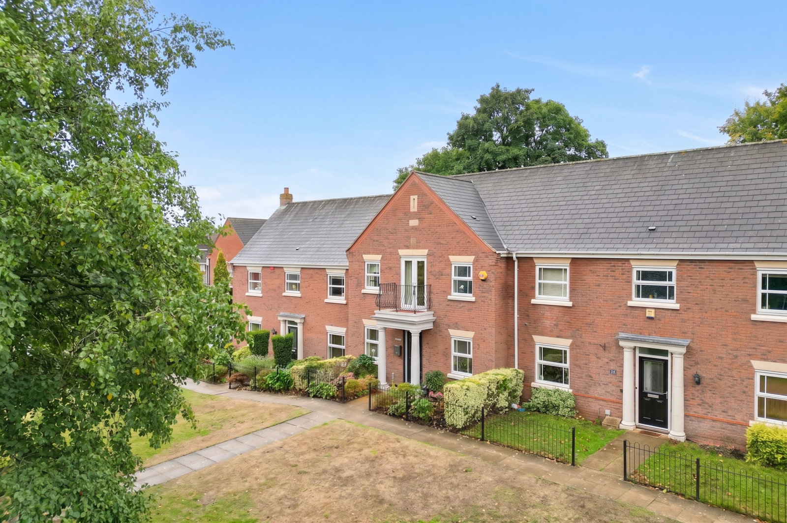 Terraced House for sale in Burntwood, Selwyn Road, Burntwood, 1012 m²