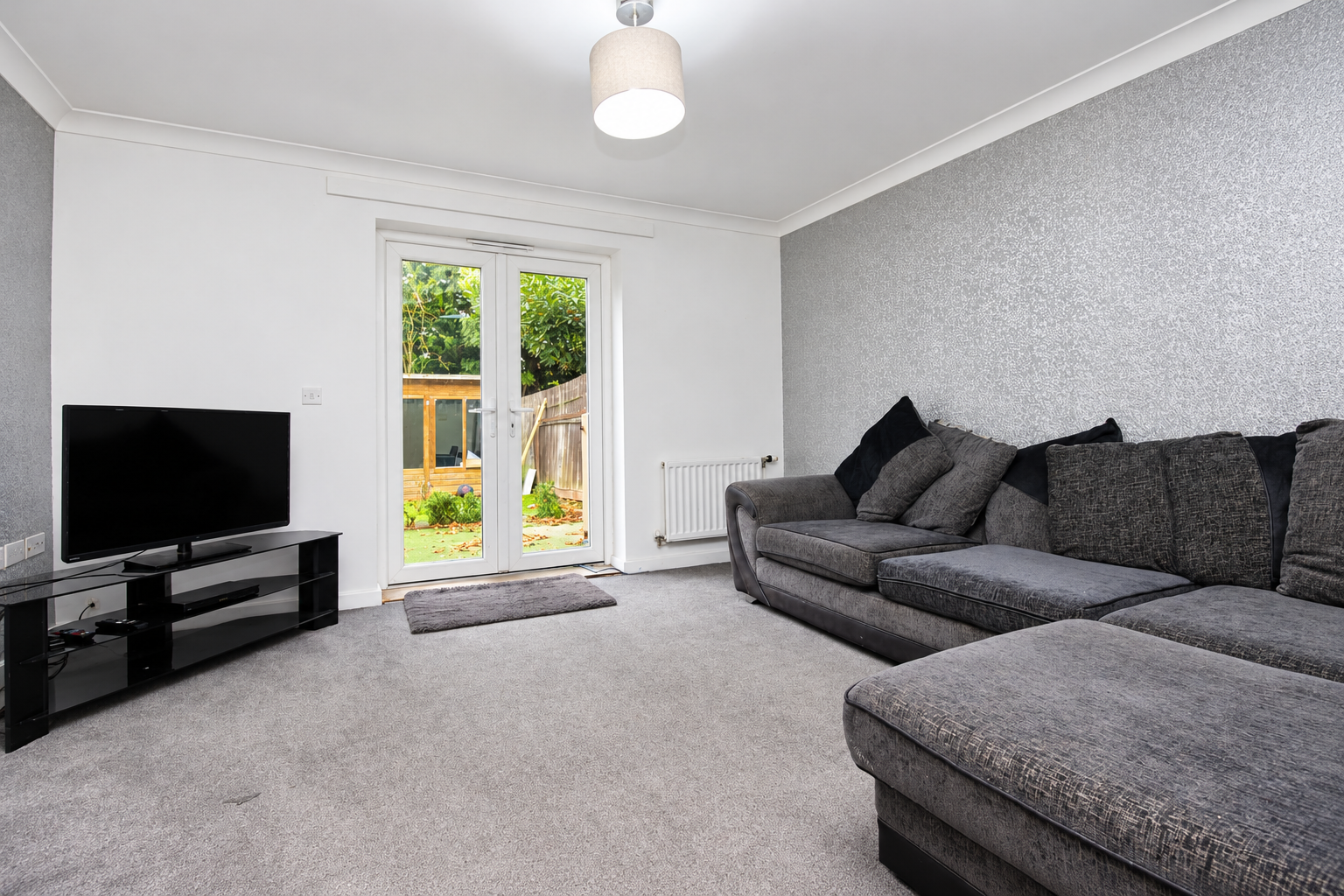 Terraced House for sale in Tonbridge, Howard Drive, Tonbridge, TN10 4AQ