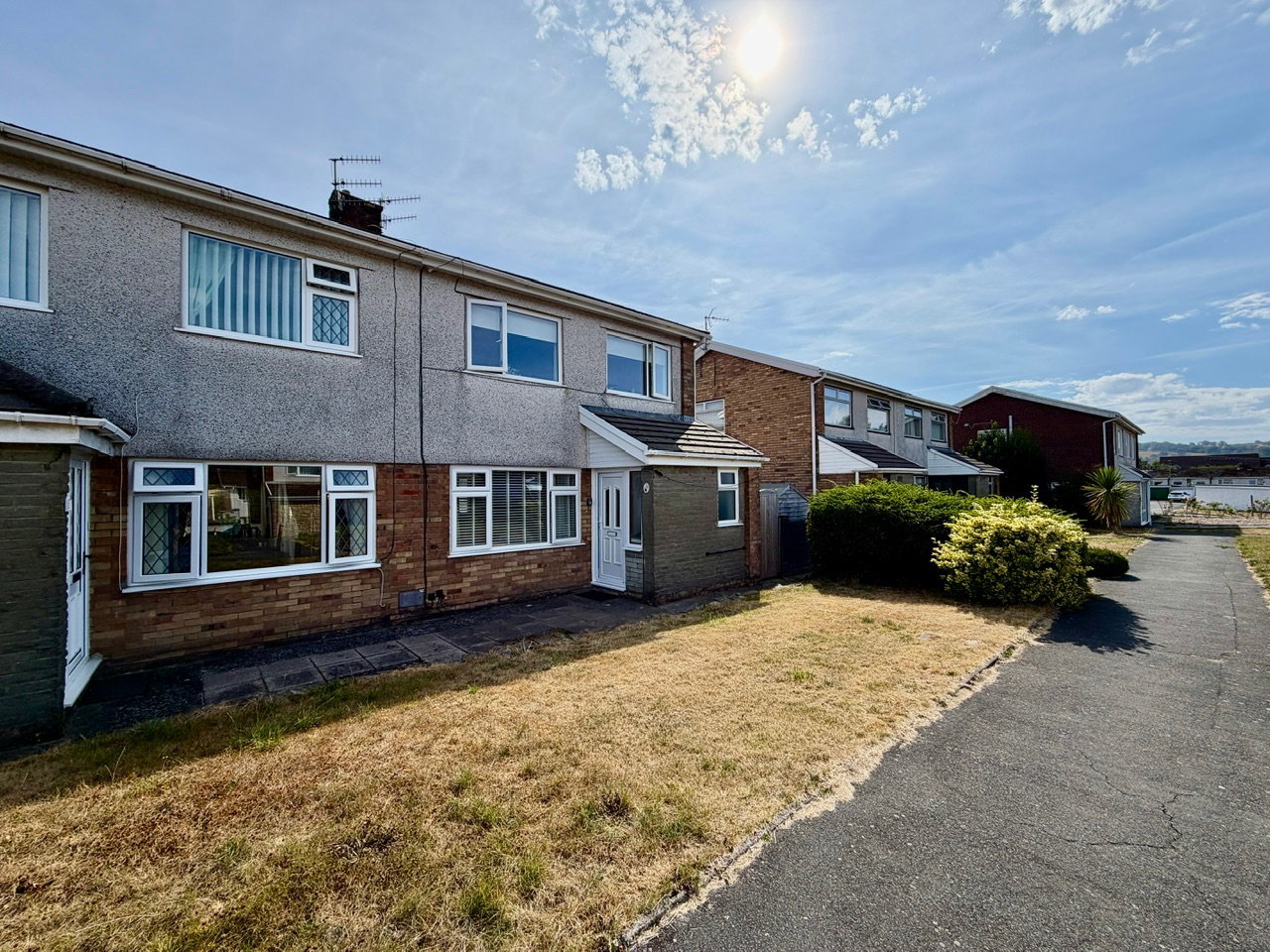Semi Detached House for sale in Blackwood, Sycamore Court, Woodfieldside, Blackwood, NP12 0DA
