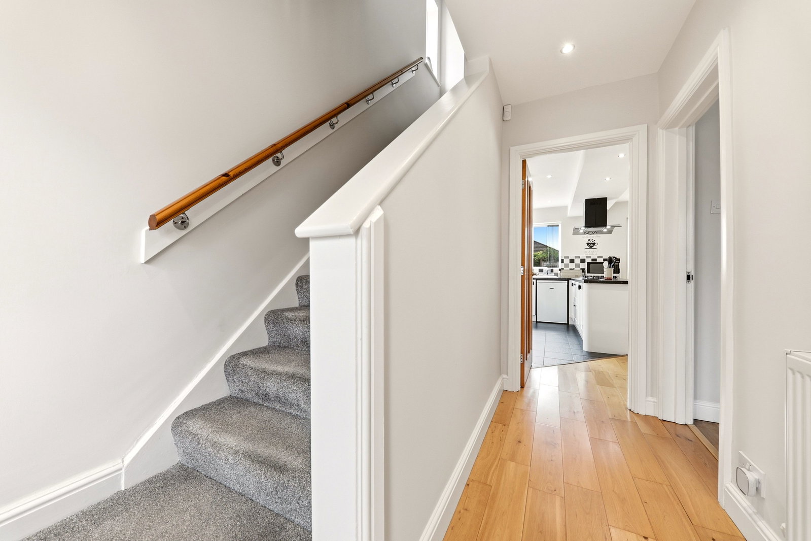 Semi Detached House for sale in Leeds, Wood Lane, Rothwell, Leeds LS26