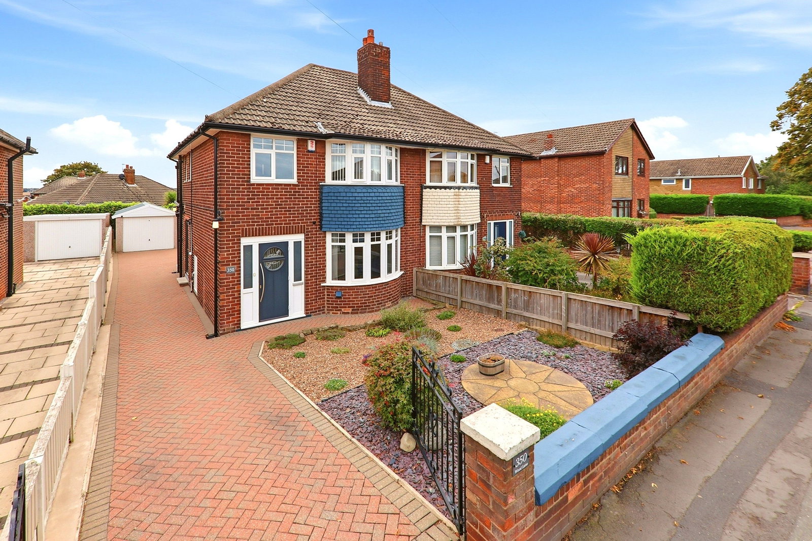 Semi Detached House for sale in Leeds, Wood Lane, Rothwell, Leeds LS26