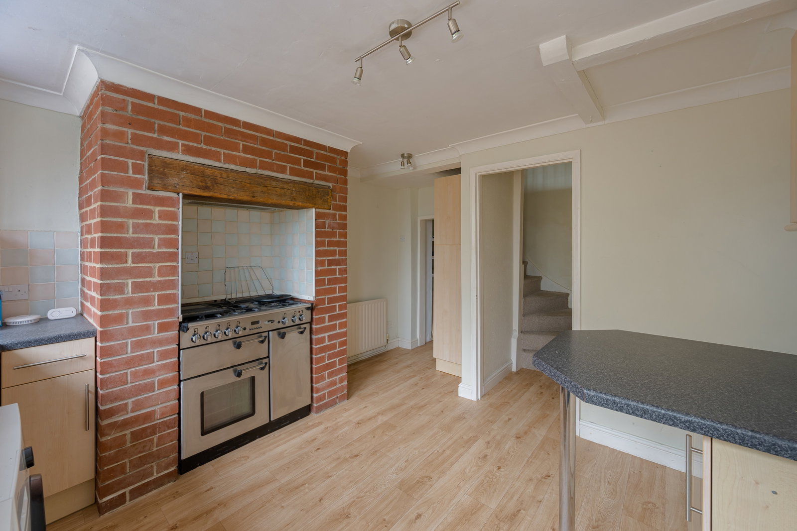 Terraced House for sale in Grantham, Tyndal Road in Grantham - No Chain, 1054 m²
