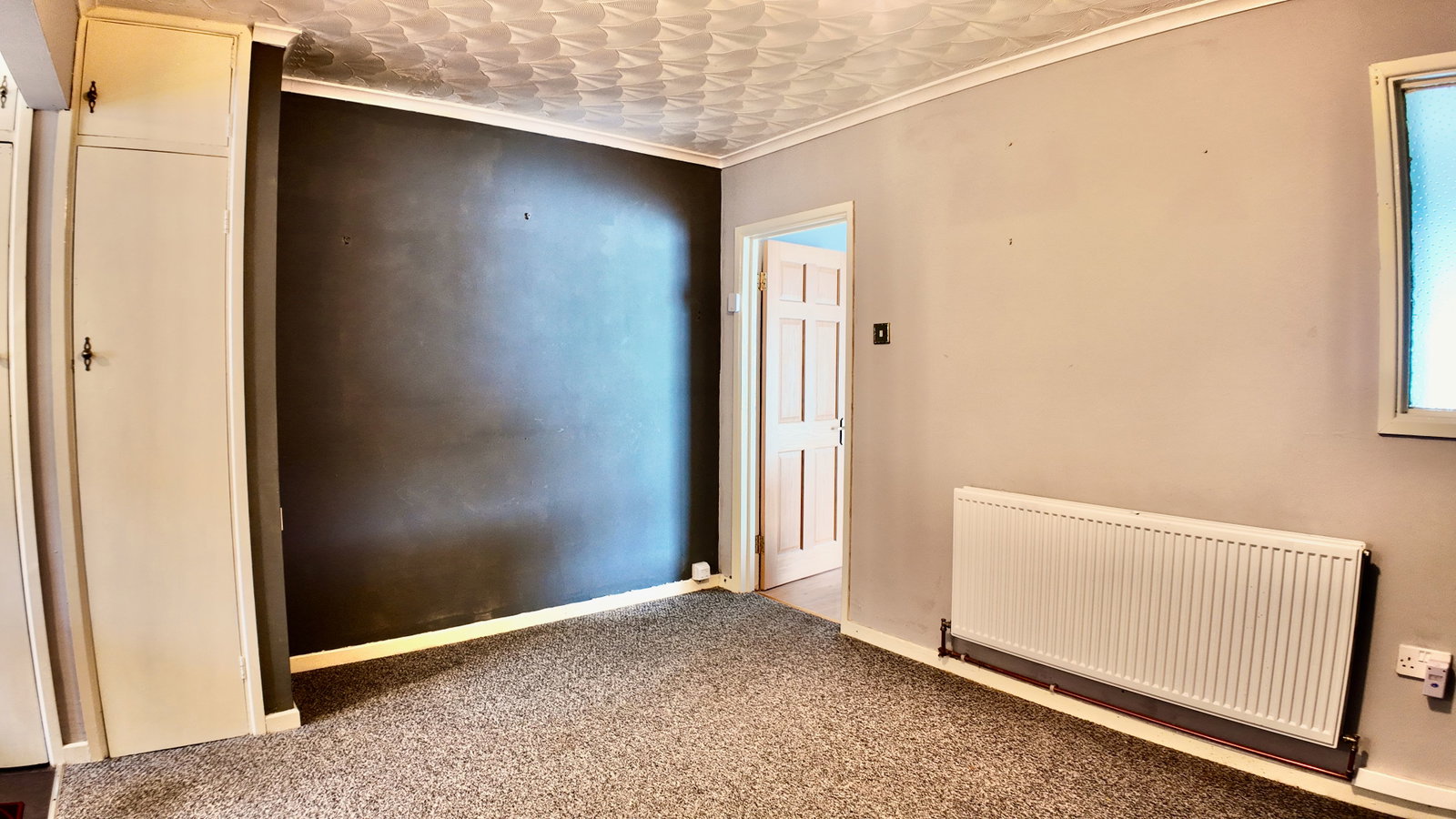 End Of Terrace House for sale in Abertillery, Hill Crest View, Cwmtillery, Abertillery, NP13 1LY