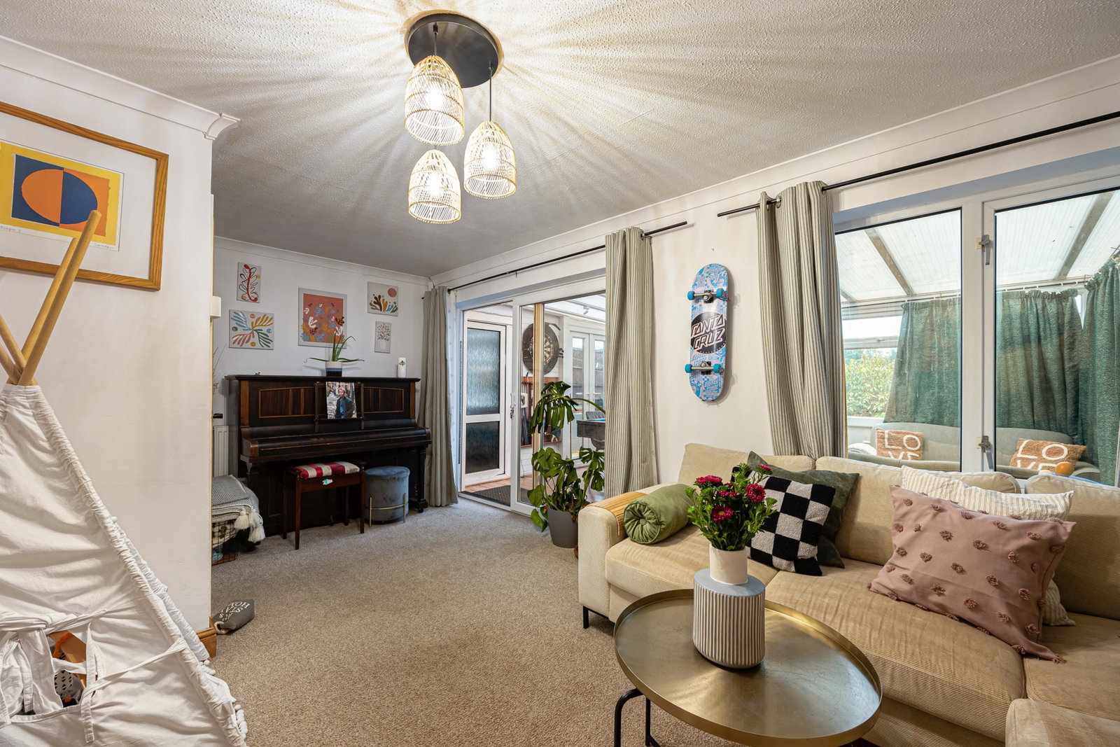 Semi Detached House for sale in Grantham, Ninth Avenue in Grantham, 936 m²
