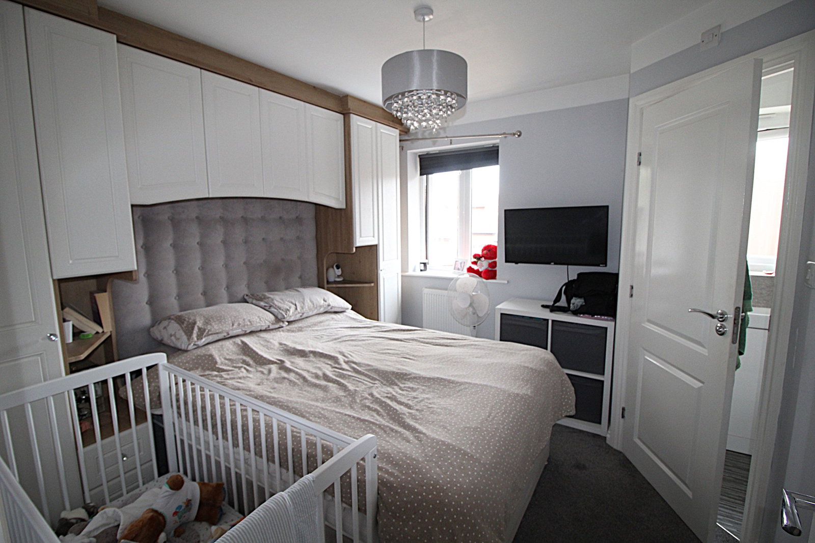 Terraced House in Tipton 4