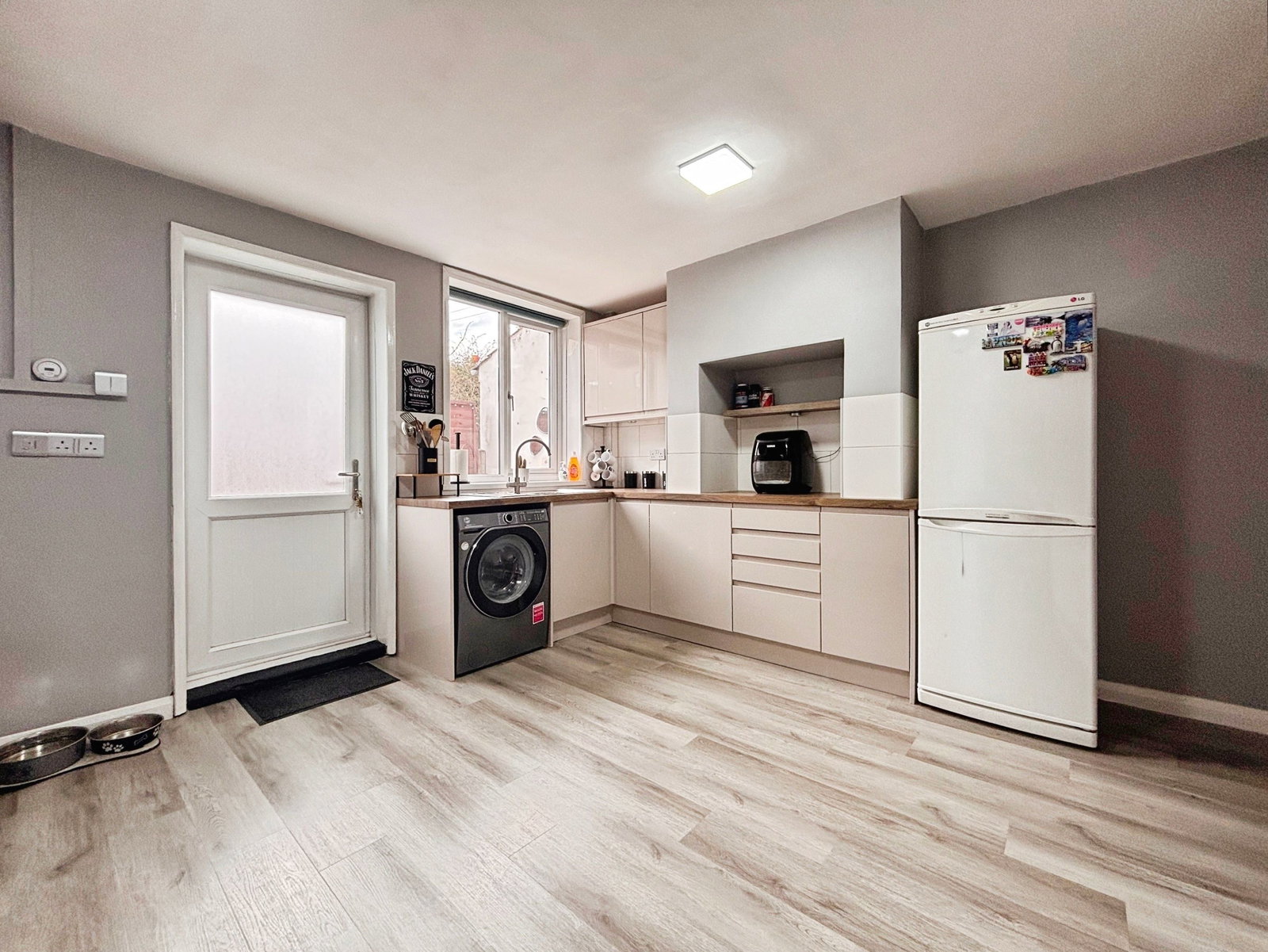 Semi Detached House for sale in Sleaford, Eastgate, Heckington, Sleaford, NG34 9RB