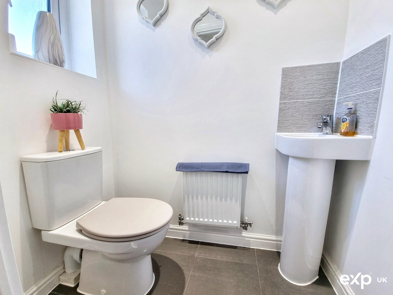 Semi Detached House for sale in Newton Abbot, Buttercup Way, Newton Abbot, TQ12 1GT