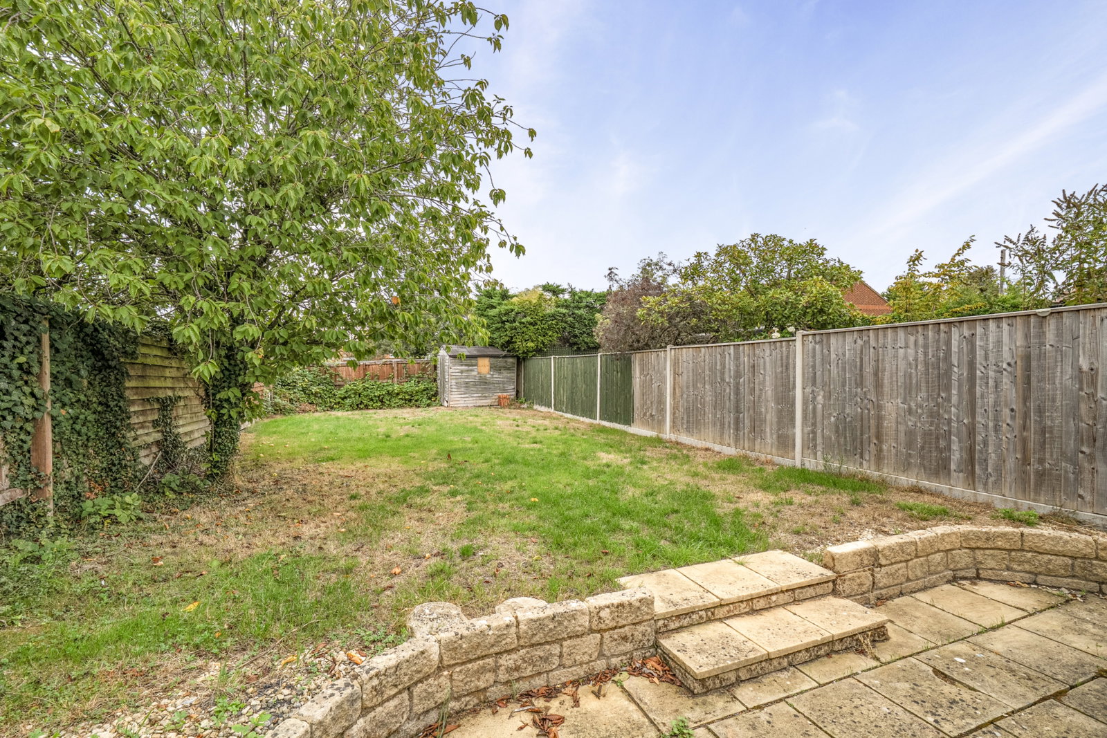 End Of Terrace House for sale in Trowbridge, Frome Road, Trowbridge, BA14 0DT, 767 m²