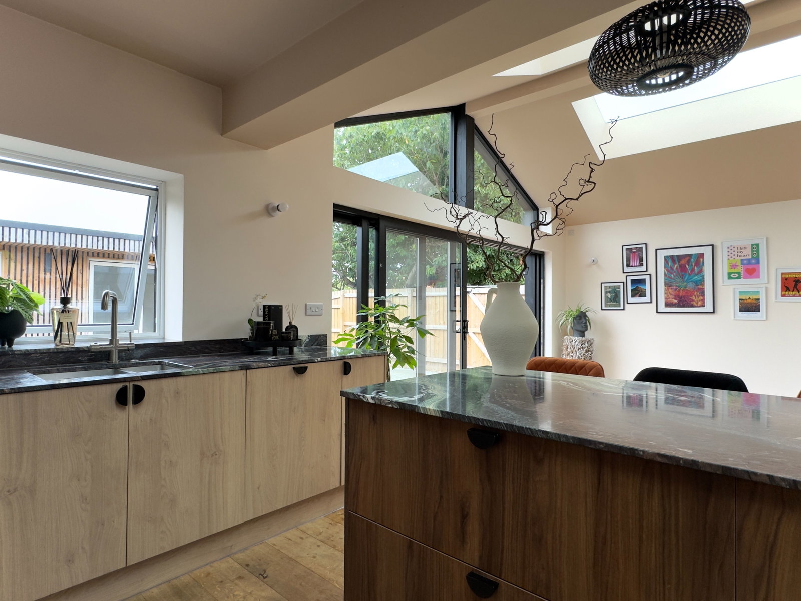 Bungalow for sale in Margate, 59 Eastchurch Road, Cliftonville, Margate, CT9, 1465 m²