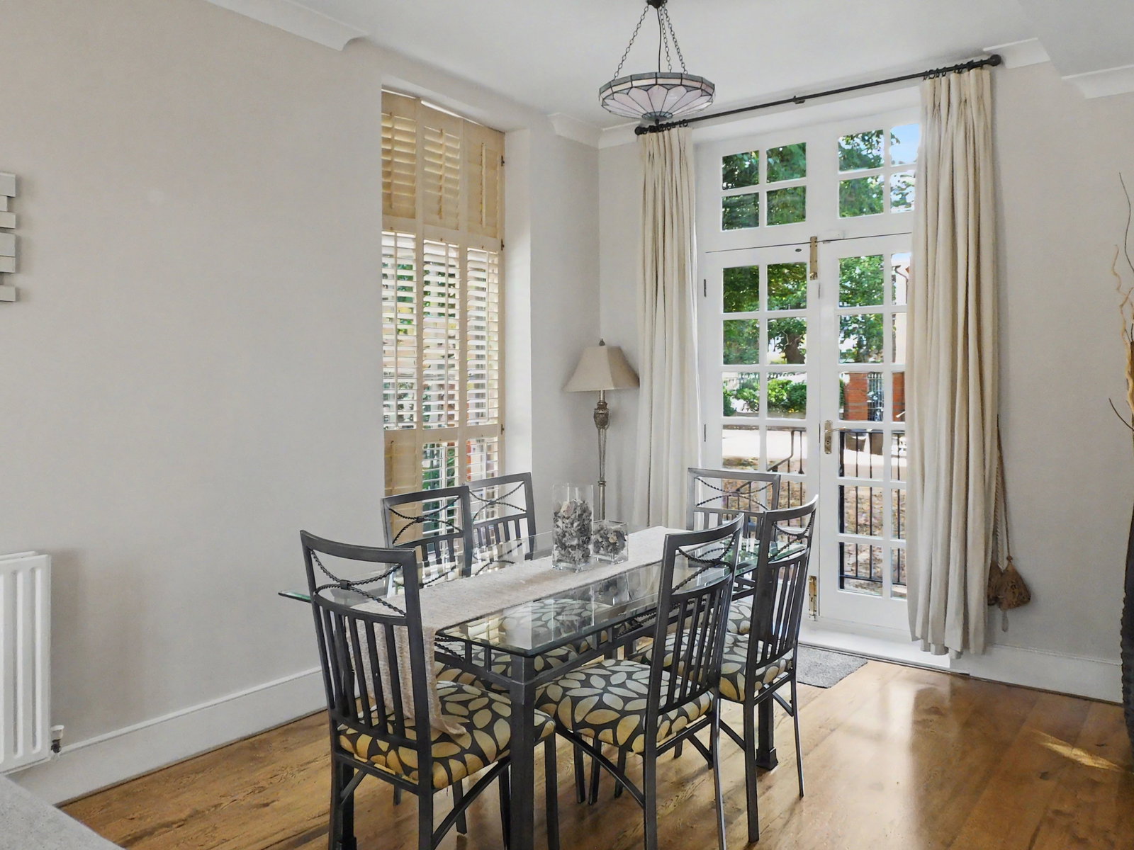 Semi Detached House for sale in London, Victory Road, Wanstead, E11, 1226 m²
