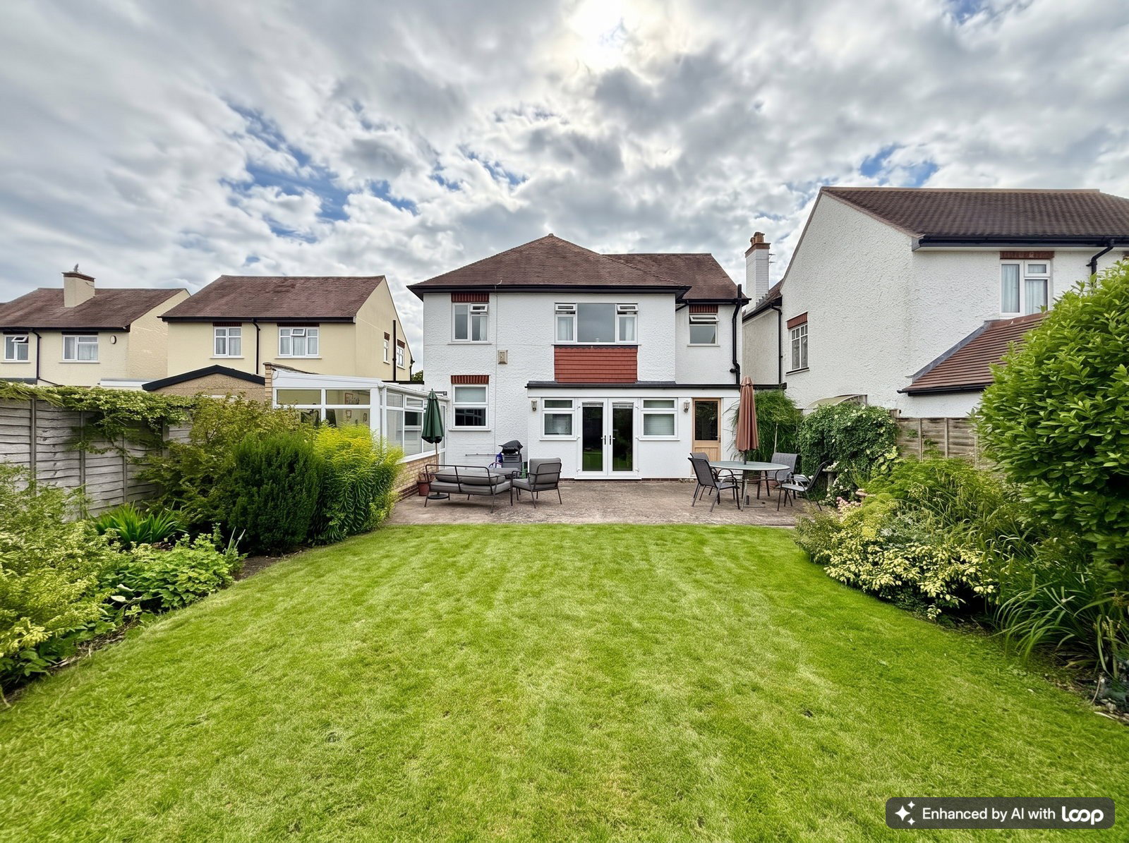 Detached House for sale in Gloucester, Green Lane, Hucclecote, 1447 m²